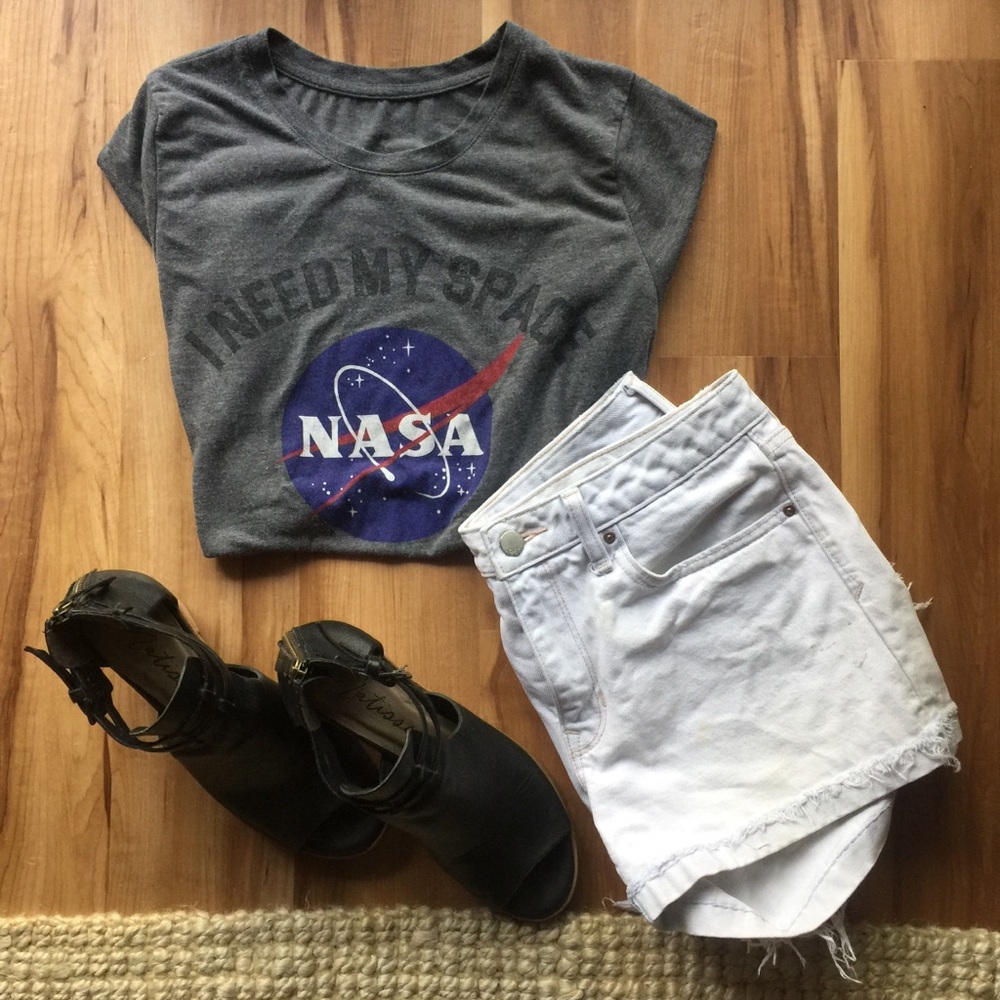 NASA Shirt - Picture 1 of 3